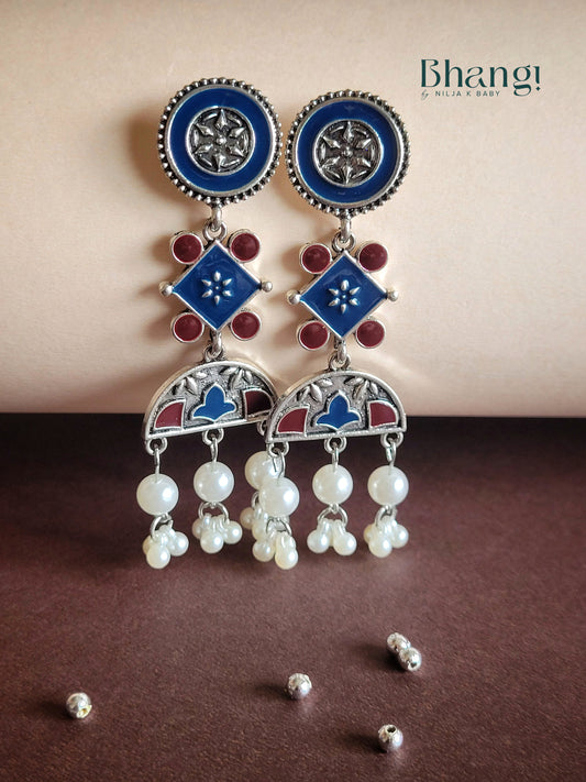 Geometeric Shaped hanging Earrings with Pearls