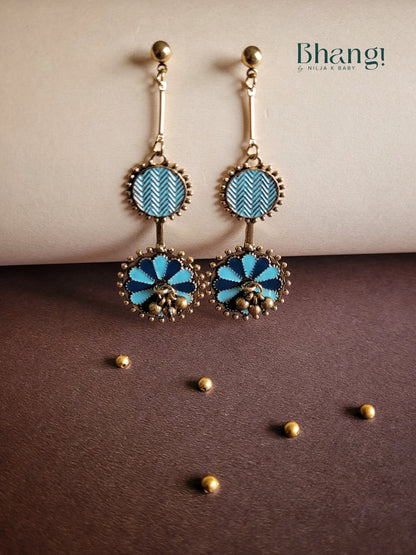 Dual Colored Floral Antique Earring