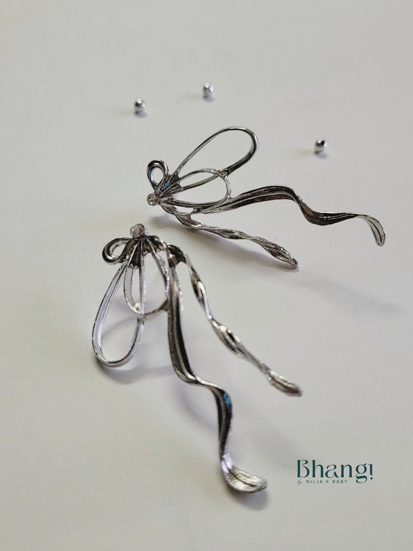 Bhangi Silver Flowing Ribbon Earrings