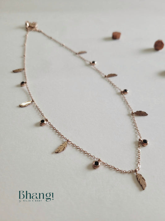 Twinkling Leaf Necklace