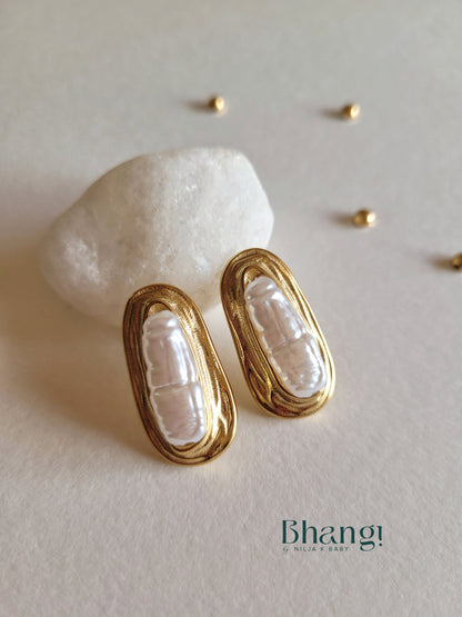 Oval Mother-of-Pearl Studs